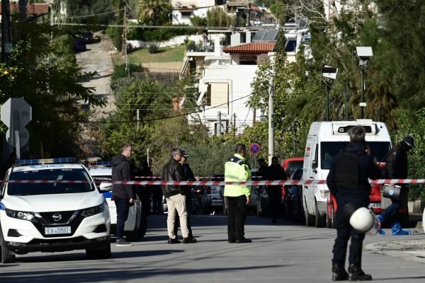 Γλυφάδα: Επιπλέον συλλήψεις στην υπόθεση της διπλής δολοφονίας