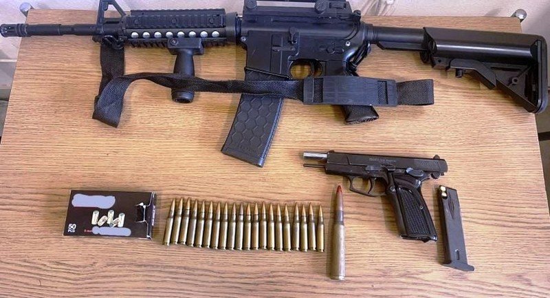 Πάτρα: Η ευκολία προμήθειας όπλων και οι κατασχέσεις της ΕΛ.ΑΣ – Τι δείχνουν τα επίσημα στοιχεία των Αρχών