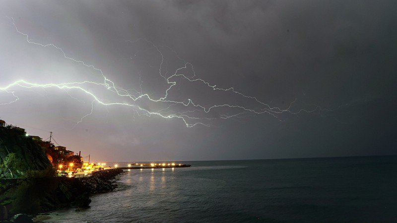 Περιφέρεια: Επιδείνωση του καιρού με βροχές και καταιγίδες