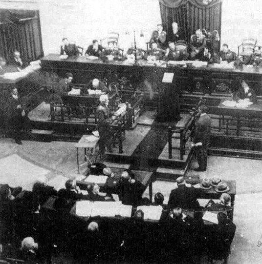 Μικρασιατική Καταστροφή: Ποιοι φταίξανε και ποιοι πληρώσανε;