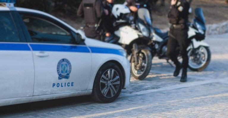 Νεός Κόσμος: Τρεις συλλήψεις για τον θάνατο του 58χρονου – Του χτύπησαν πολλές φορές το κεφάλι στο τιμόνι