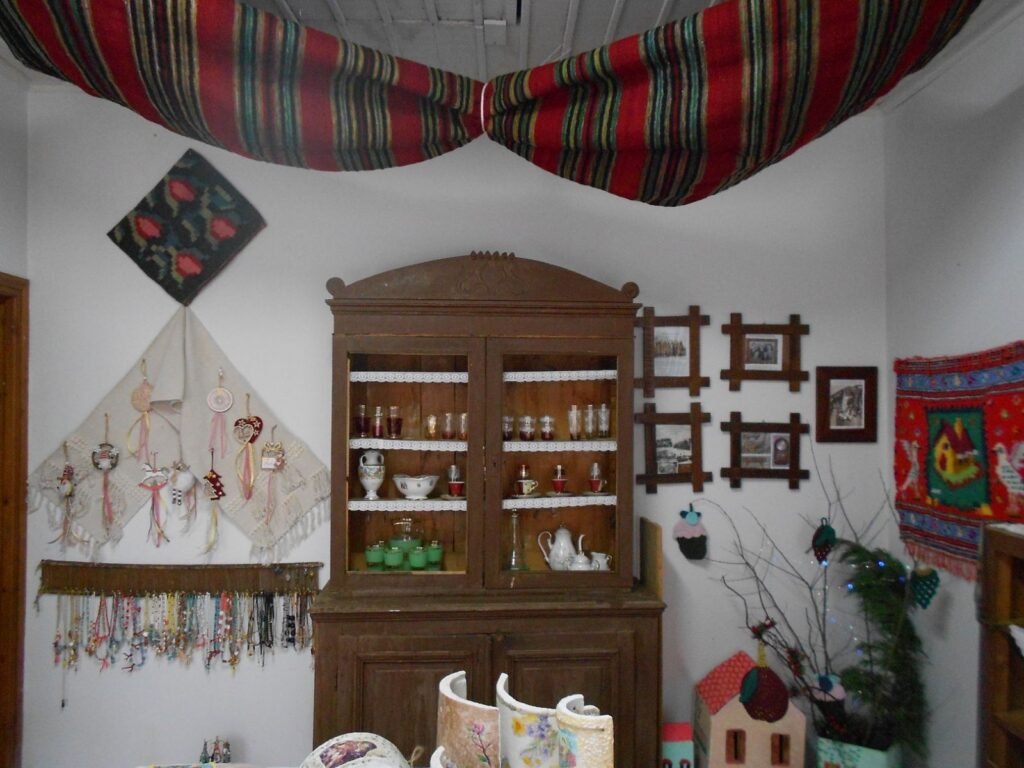 Το παραδοσιακό εργαστήρι ζωντανεύει τη Δερβέκιστα