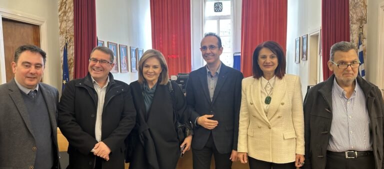 Τιμητική εκδήλωση για τους νέους φοιτητές Ιατρικής από τον Ιατρικό Σύλλογο Αγρινίου