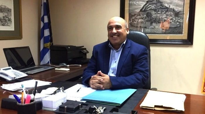 Ναύπακτος. Θα ξεκινήσει σύντομα το πεζοδρόμιο της οδού Θέρμου