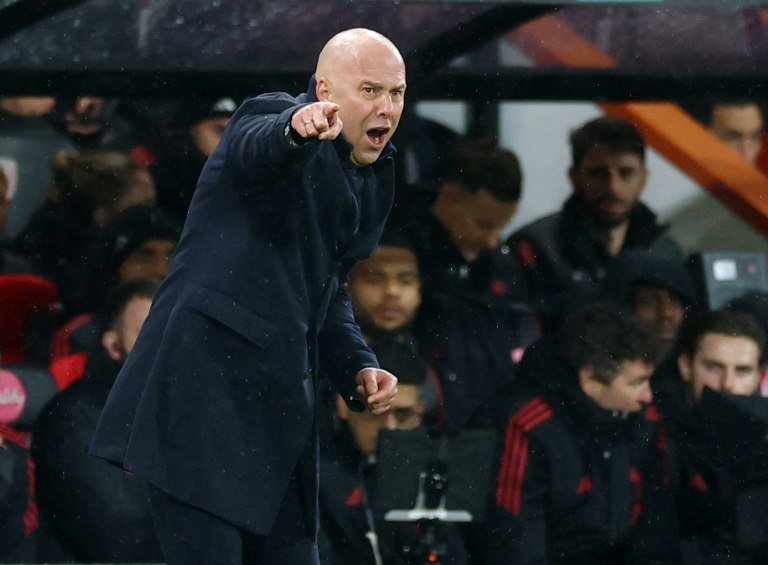 Ο Σλοτ «τρέλανε» τους οπαδούς της Λίβερπουλ με το 4-2-2-2