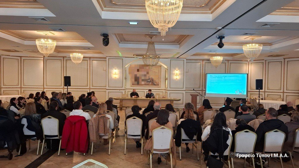 Οικογένεια και ανατροφή υγιών παιδιών στη Σχολή Γονέων Μεσολογγίου