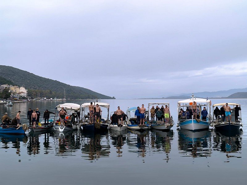 Θεοφάνεια στον Δήμο Αμφιλοχίας – Αγιασμοί υδάτων σε Μενίδι, Χαλκιόπουλο και Μπαμπαλιό