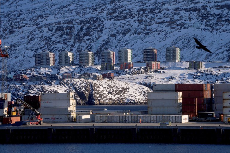 Γροιλανδία: Ο Τραμπ λέει ότι θα στείλει… πλωτό νοσοκομείο – «Δεν το χρειαζόμαστε» απαντά η Δανία