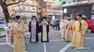 Τα Ιερά Λείψανα των Αγίων Ραφαήλ, Νικολάου και Ειρήνης υποδέχθηκε το Αγρίνιο