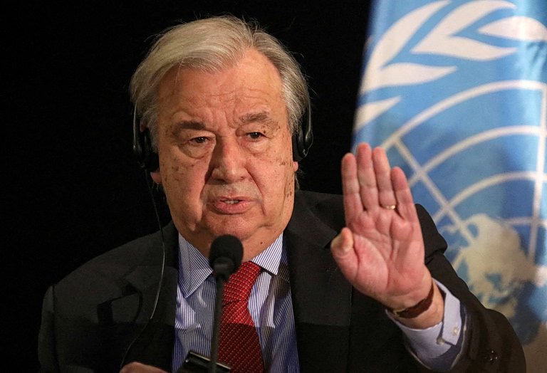 Λίβανος: «Ενδέχεται να συνιστούν εγκλήματα πολέμου» οι επιθέσεις κατά κυανοκράνων, λέει ο Γκουτέρες