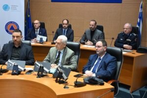 Σύσκεψη για την αντιπυρική περίοδο στην έδρα της ΠΔΕ – Κεφαλογιάννης: Στο Αγρίνιο το πρώτο αεροδρόμιο Πολιτικής Προστασίας στη χώρα