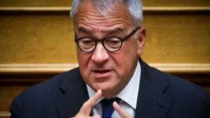 Ο Βορίδης το παίζει δικαστής και «αθωώνει» τους 11 βουλευτές της ΝΔ
