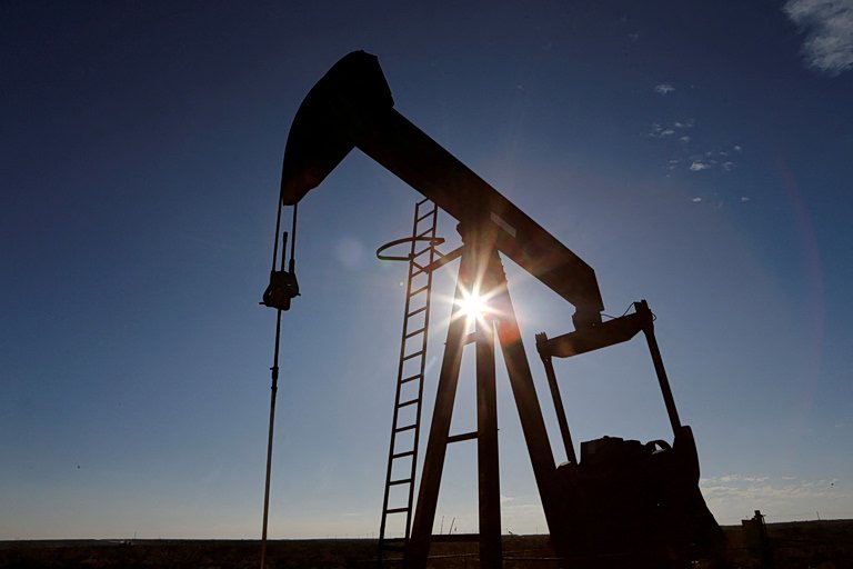 Πετρέλαιο: Η τιμή του WTI ανοίγει με ελαφριά άνοδο, αλλά κάτω από το φράγμα των 100 δολαρίων