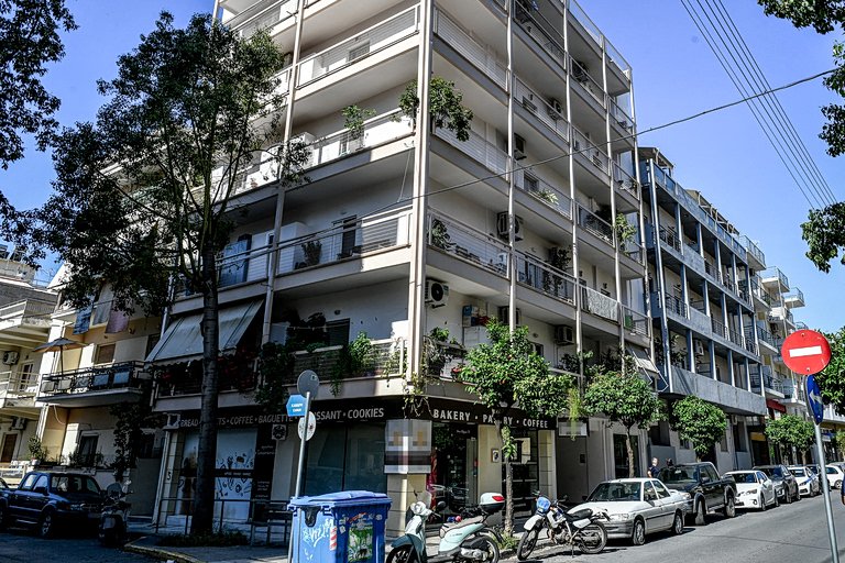 Γυναικοκτονία στην Καλαμάτα: Στον ανακριτή σήμερα ο 41χρονος – Οι ισχυρισμοί και το σκηνοθετημένο έγκλημα